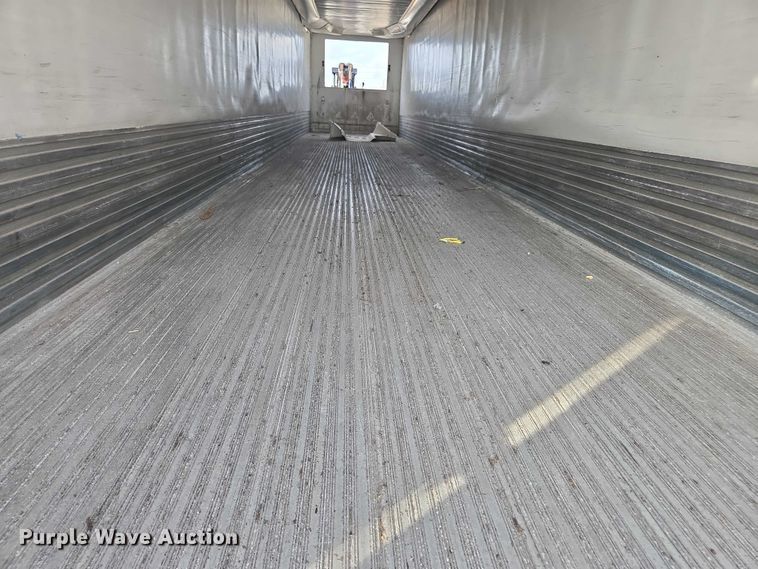 image for item DU2526 2013 Utility refrigerated van trailer