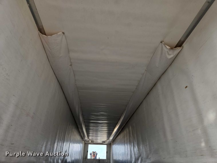 image for item DU2526 2013 Utility refrigerated van trailer