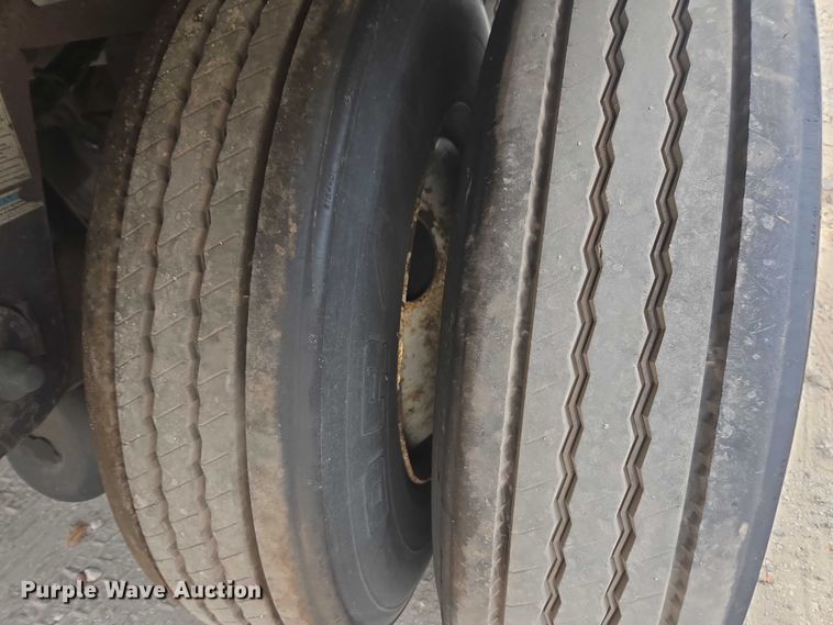 image for item DU2526 2013 Utility refrigerated van trailer