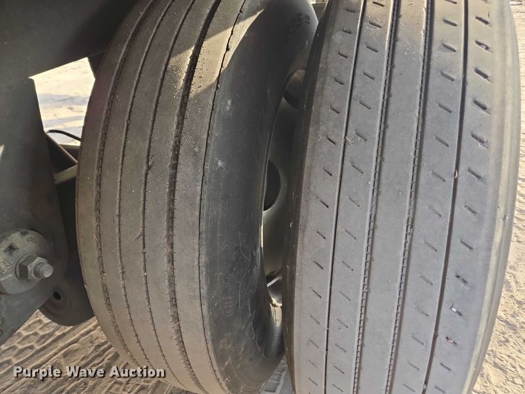 image for item DU2527 2023 Hyundai dry van trailer