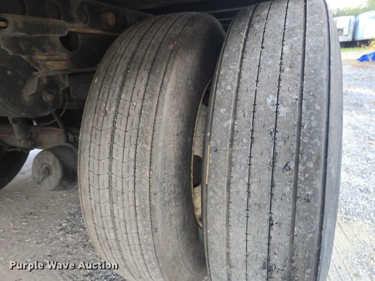 image for item DU2528 2003 Strick Corp. dry van trailer