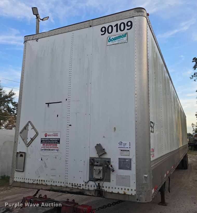 image for item DU2529 2011 Wabash dry van trailer