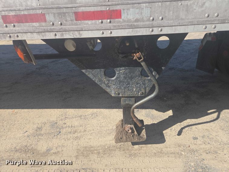 image for item DU2531 1992 Utility refrigerated van trailer