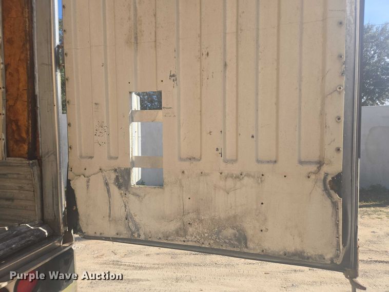 image for item DU2531 1992 Utility refrigerated van trailer