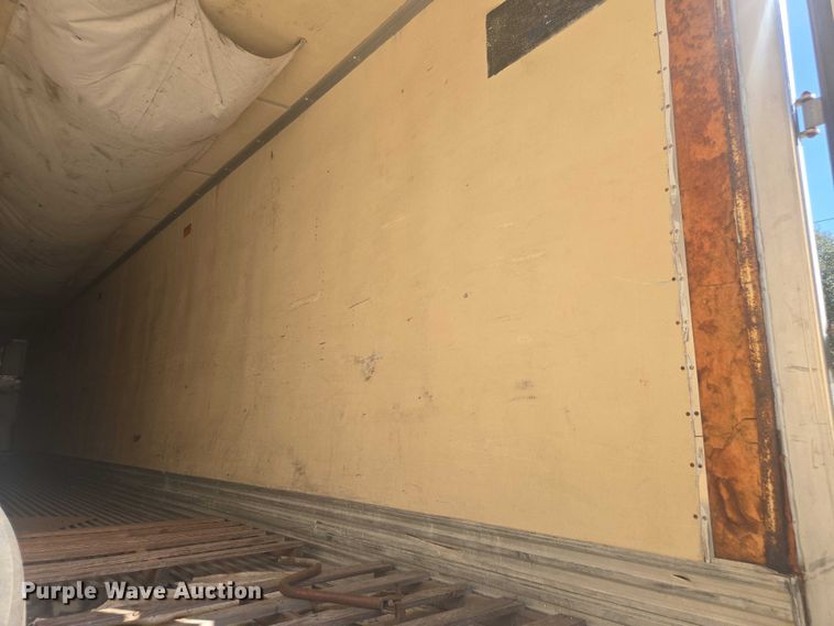 image for item DU2531 1992 Utility refrigerated van trailer