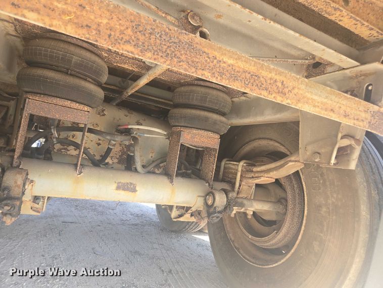 image for item DU2531 1992 Utility refrigerated van trailer