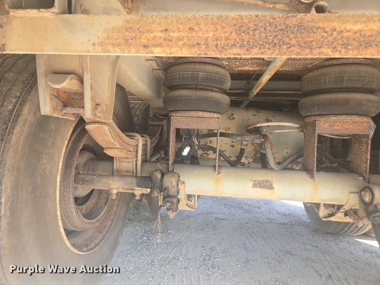 image for item DU2531 1992 Utility refrigerated van trailer