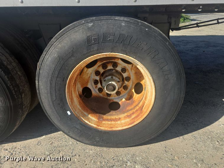 image for item DU2531 1992 Utility refrigerated van trailer