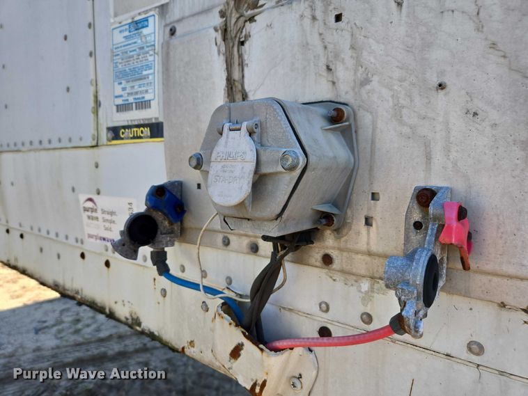 image for item DU2534 2005 Stoughton dry van trailer