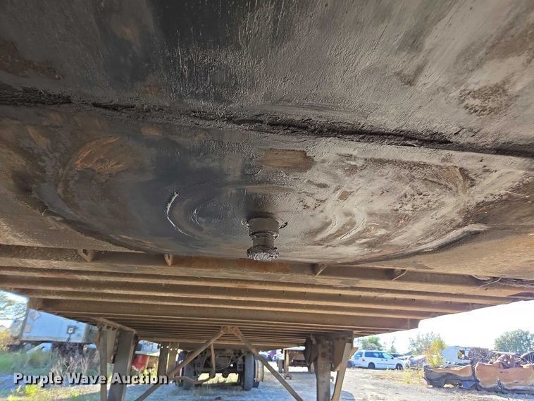 image for item DU2534 2005 Stoughton dry van trailer