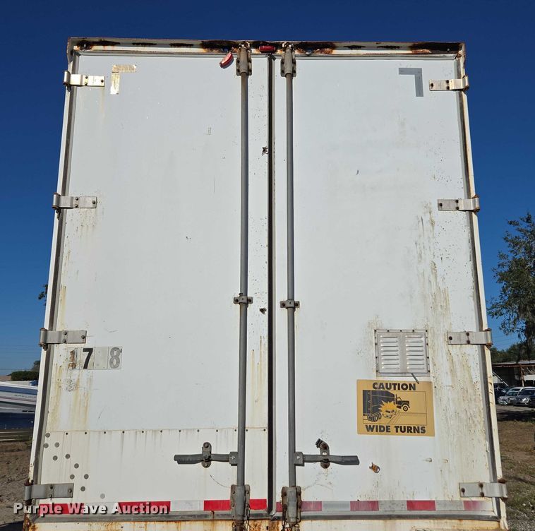 image for item DU2534 2005 Stoughton dry van trailer