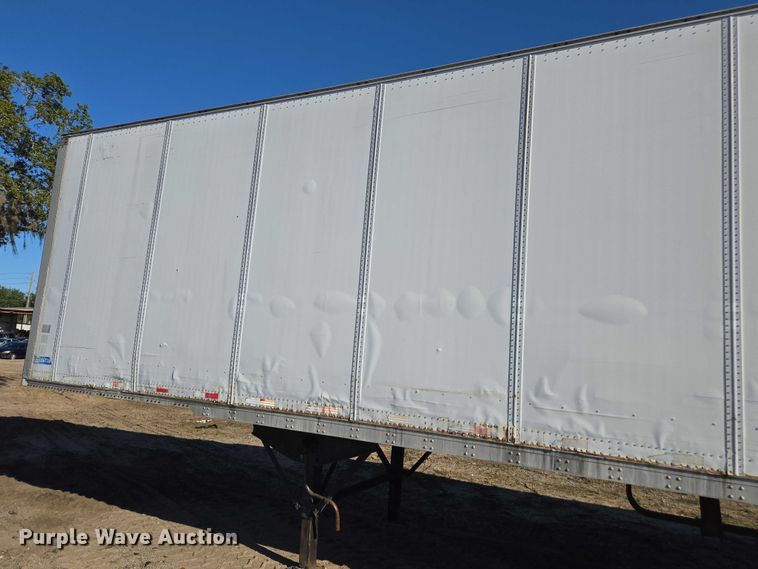 image for item DU2534 2005 Stoughton dry van trailer