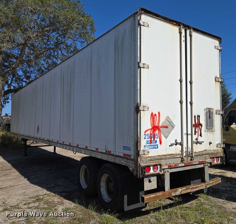 image for item DU2536 2011 Stoughton dry van trailer