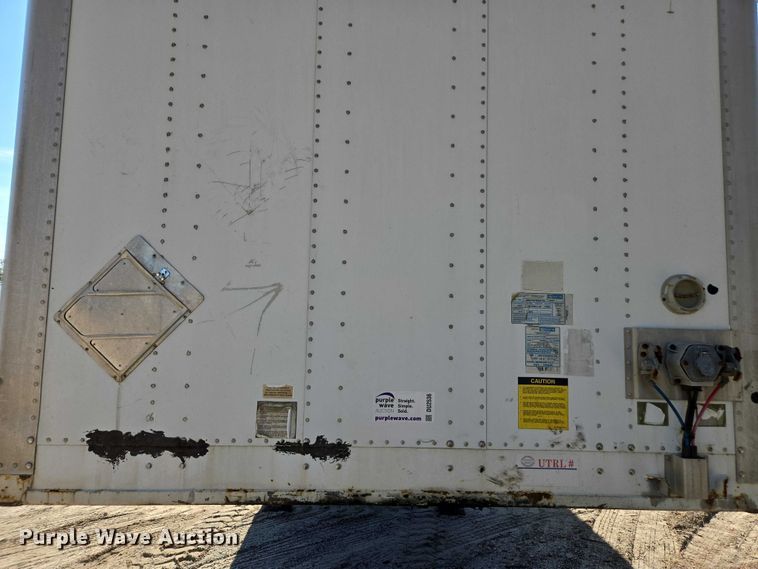 image for item DU2536 2011 Stoughton dry van trailer