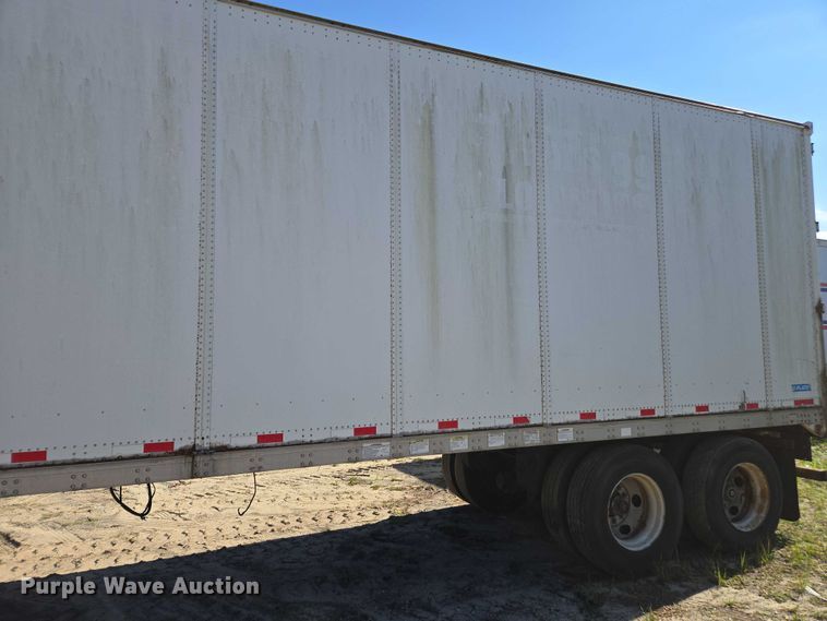 image for item DU2536 2011 Stoughton dry van trailer