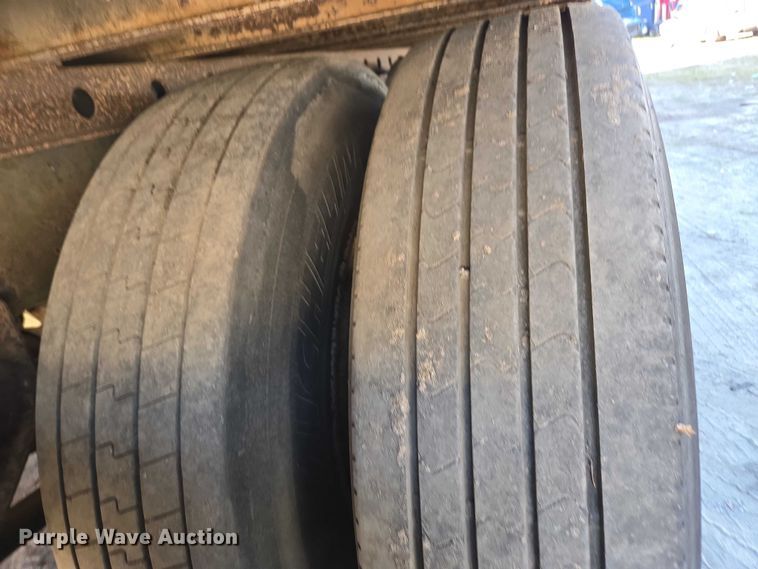 image for item DU2537 2006 Mond Industries dry van trailer