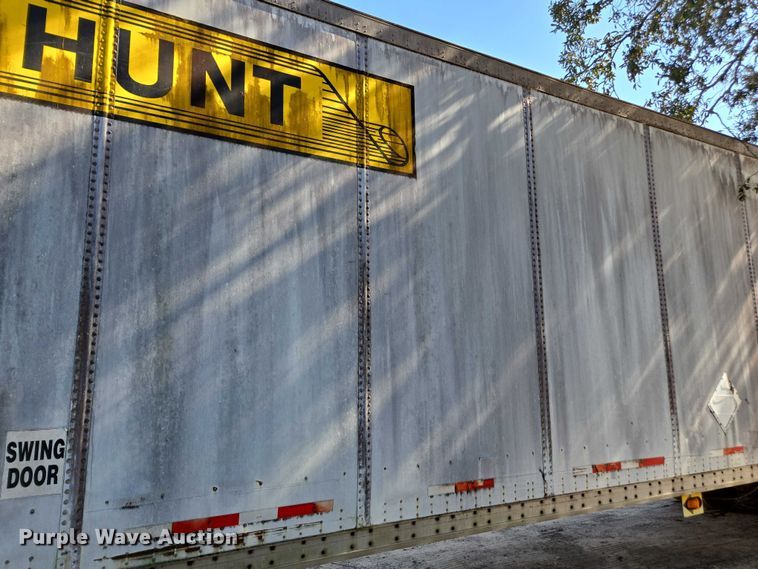 image for item DU2538 2002 Wabash dry van trailer