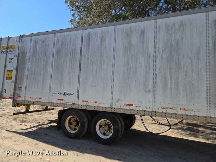image for item DU2538 2002 Wabash dry van trailer