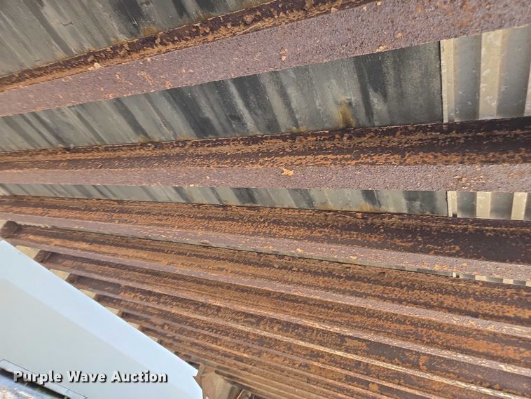 image for item DU2538 2002 Wabash dry van trailer