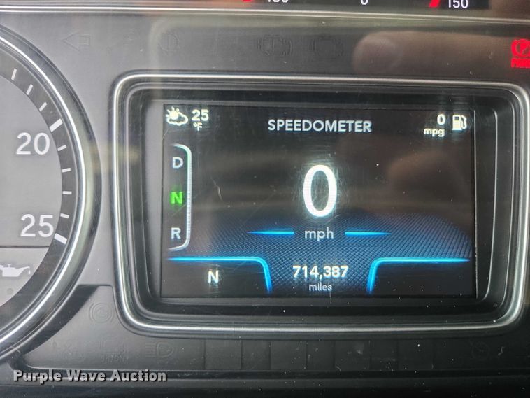 image for item DU2539 2018 International RH613 semi truck