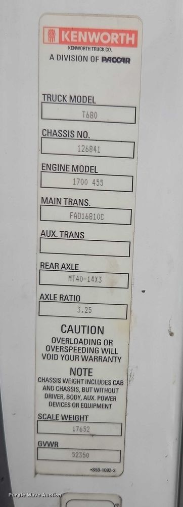 image for item DU2540 2017 Kenworth T680 semi truck