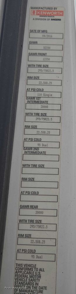 image for item DU2540 2017 Kenworth T680 semi truck