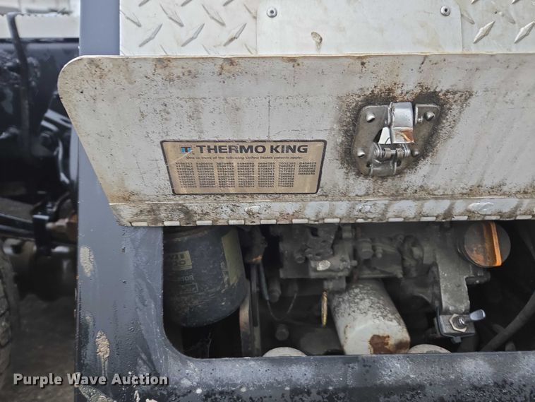 image for item DU2541 2015 Peterbilt 579 semi truck