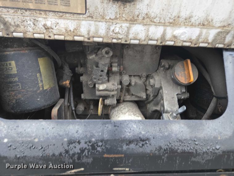 image for item DU2541 2015 Peterbilt 579 semi truck