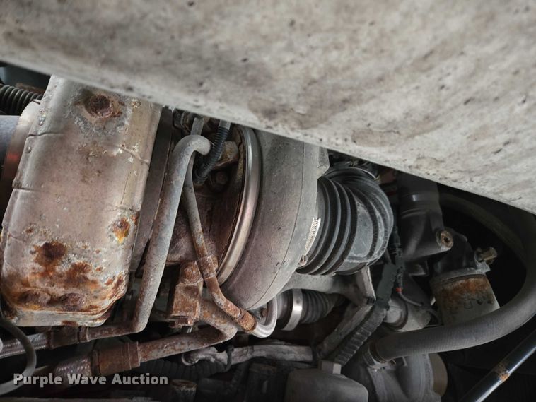 image for item DU2543 2013 Peterbilt 386 semi truck