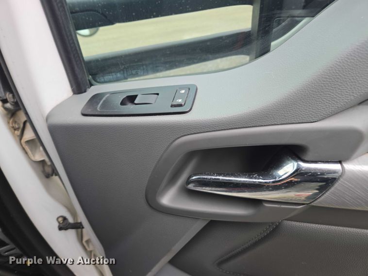 image for item DU2545 2014 Kenworth T680 semi truck