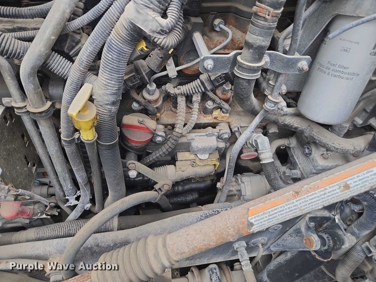 image for item DU2545 2014 Kenworth T680 semi truck