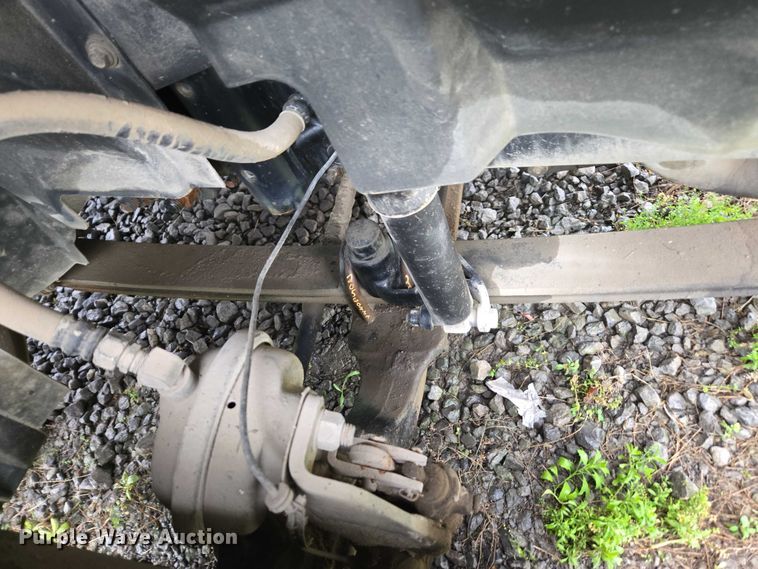 image for item DU2548 2006 Volvo VNM semi truck