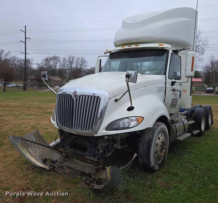 image for item DU2549 2010 International ProStar semi truck