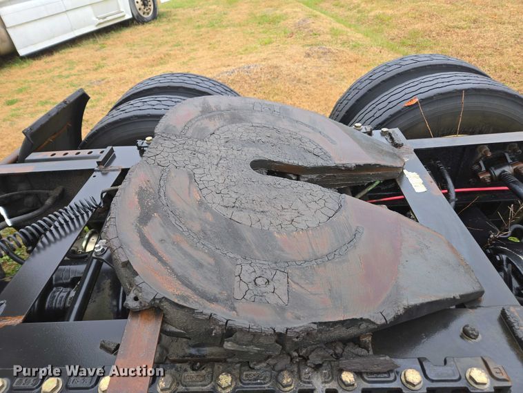 image for item DU2549 2010 International ProStar semi truck