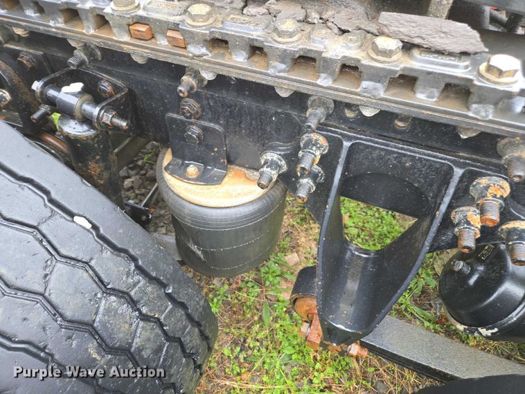 image for item DU2549 2010 International ProStar semi truck