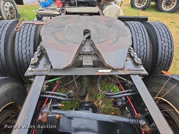 image for item DU2549 2010 International ProStar semi truck