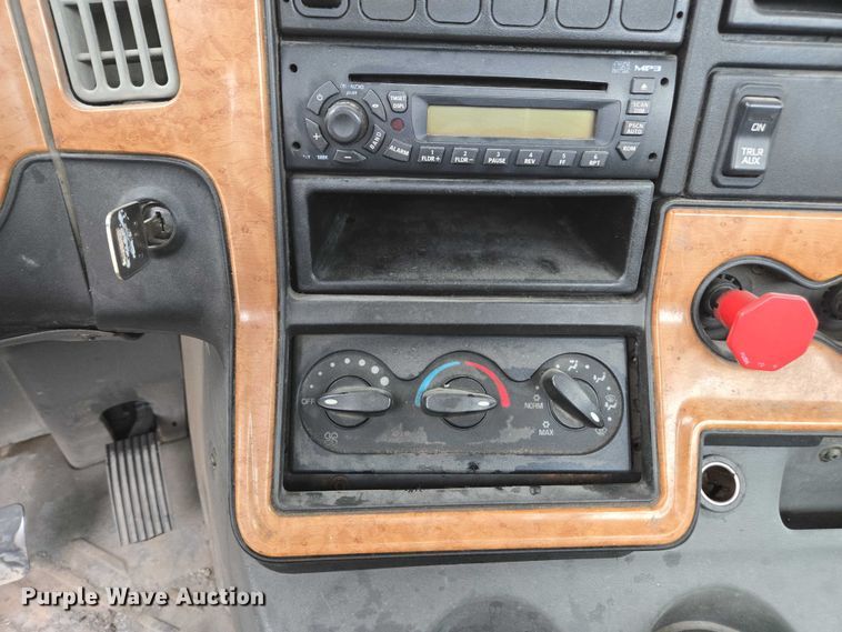 image for item DU2549 2010 International ProStar semi truck