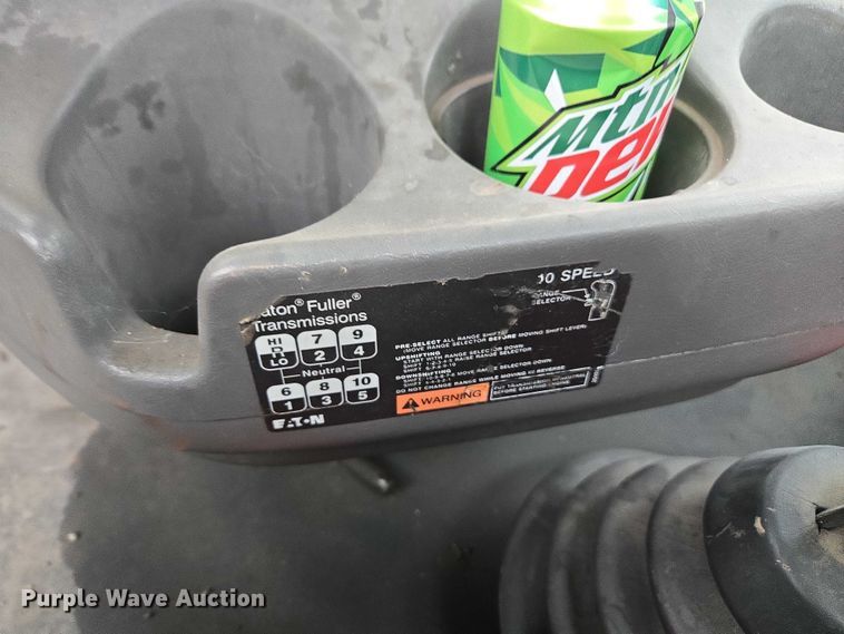 image for item DU2549 2010 International ProStar semi truck