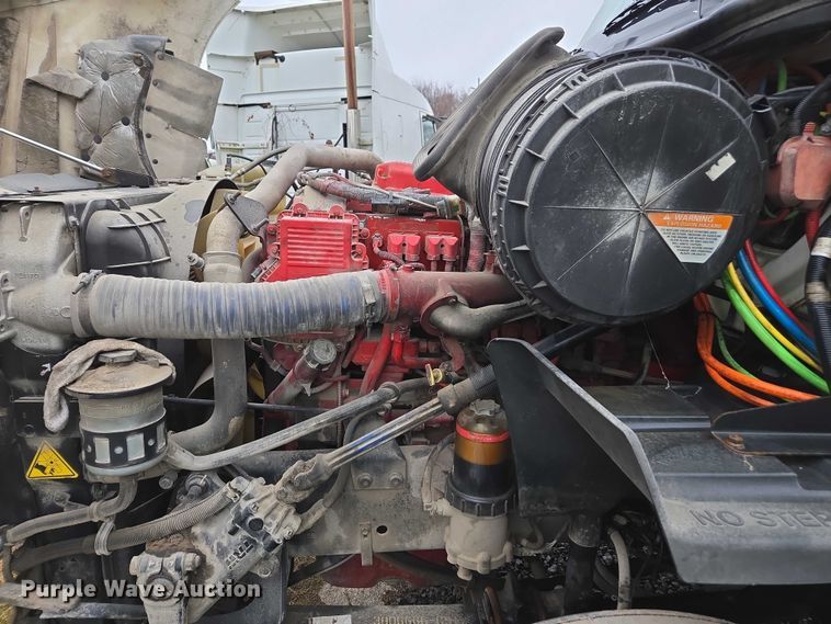 image for item DU2549 2010 International ProStar semi truck