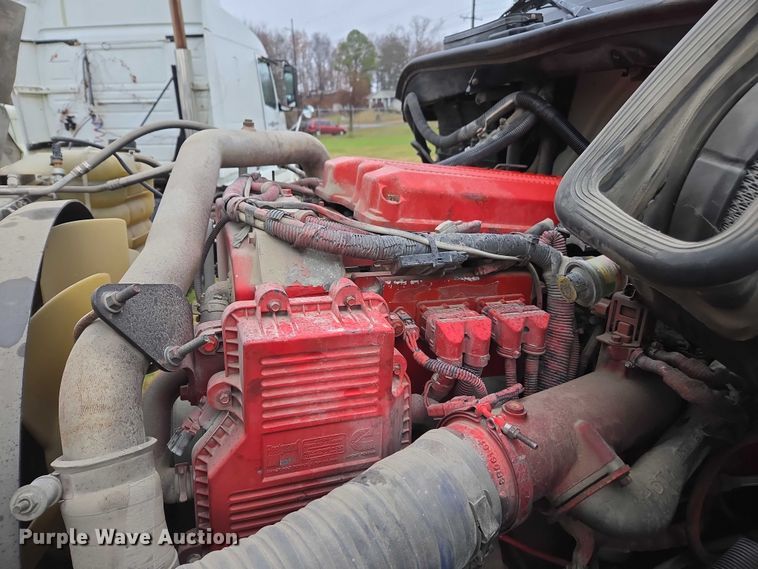 image for item DU2549 2010 International ProStar semi truck