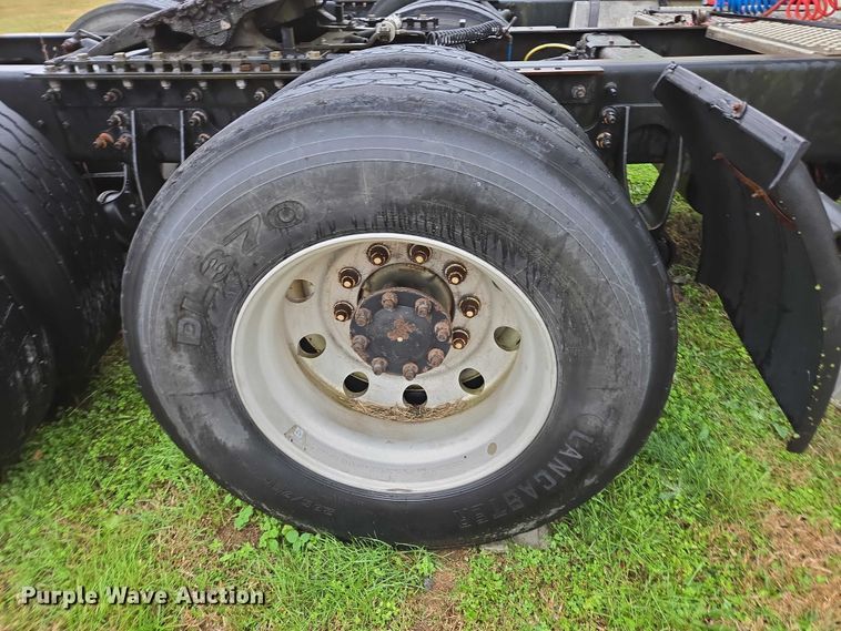 image for item DU2549 2010 International ProStar semi truck