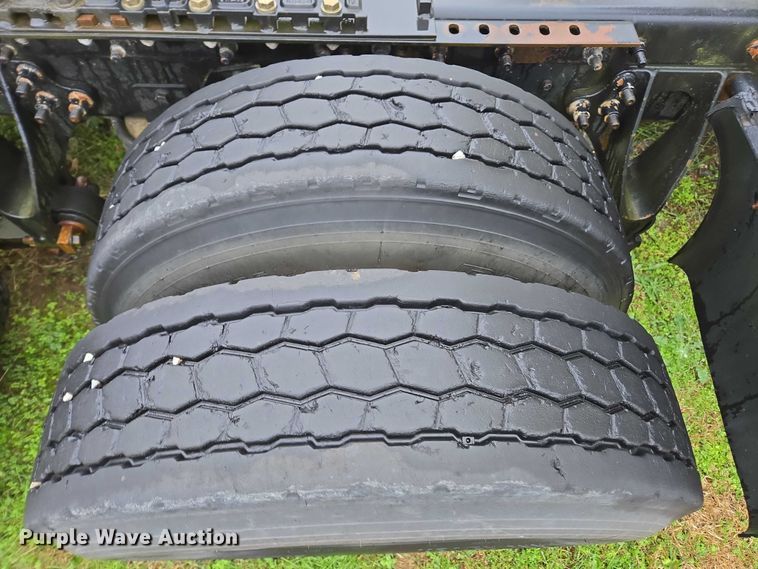 image for item DU2549 2010 International ProStar semi truck