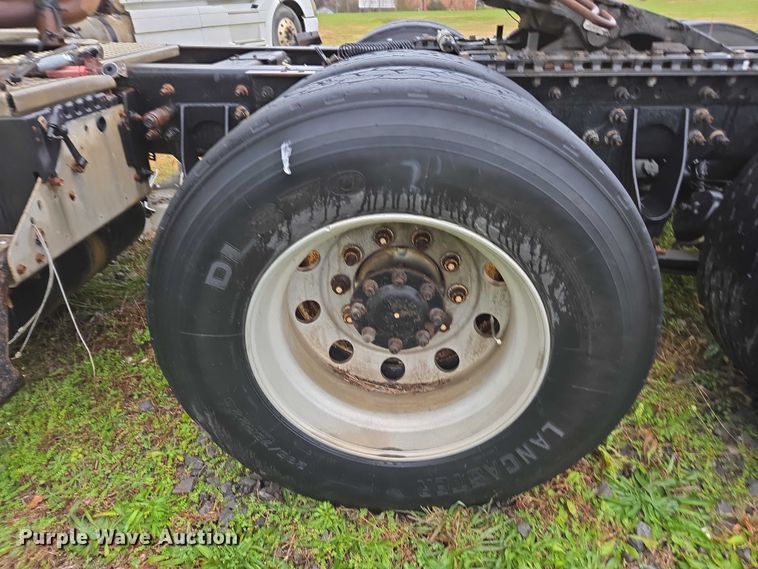 image for item DU2549 2010 International ProStar semi truck