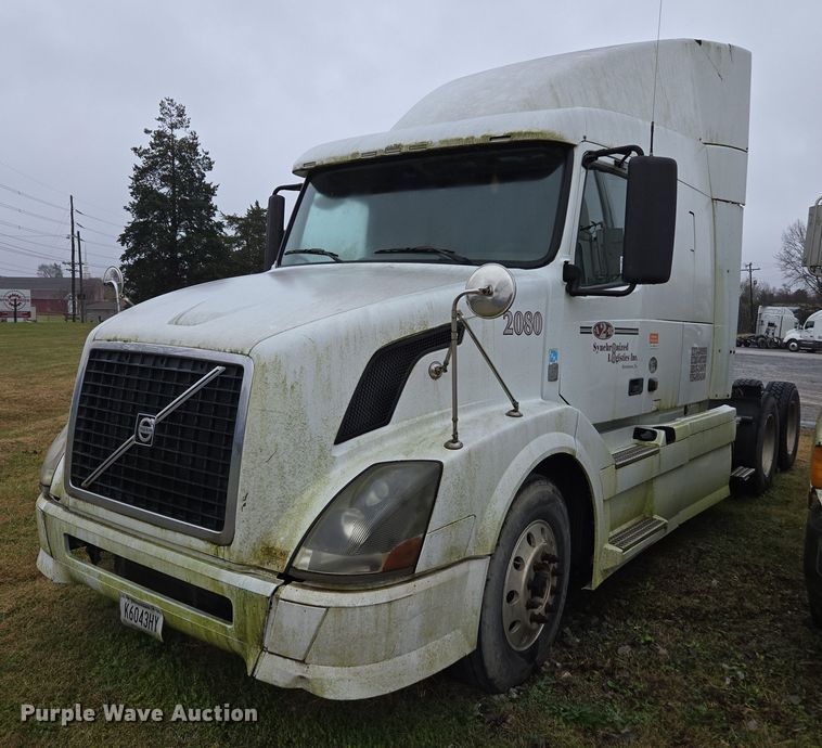 2011 Volvo Vnl Semi Truck VIN: 4V4NC9EH6BN534260 Lot: 999329937