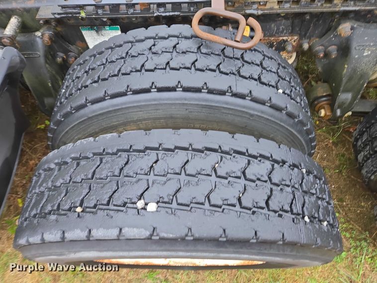 image for item DU2551 1996 Freightliner FLD semi truck