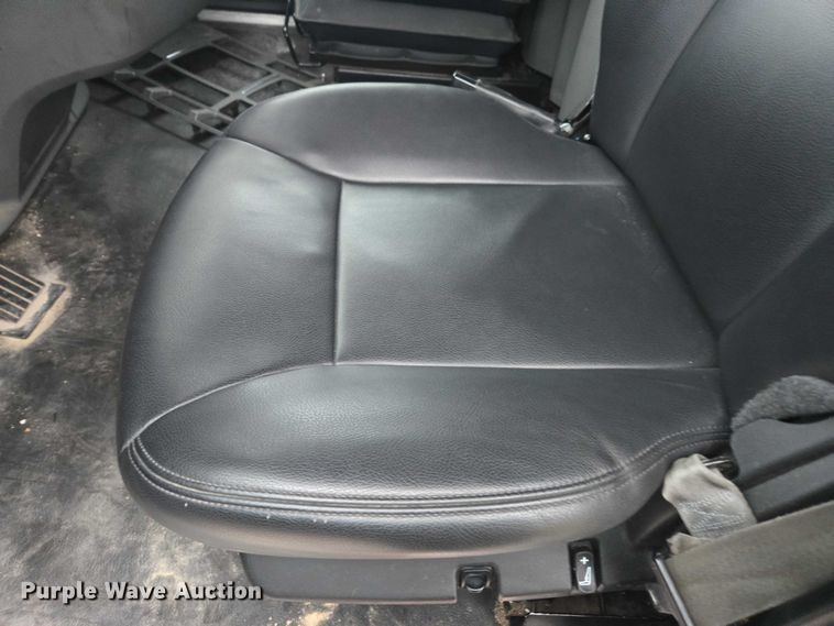 image for item DU2552 2018 Kenworth T680 semi truck