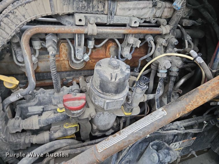 image for item DU2552 2018 Kenworth T680 semi truck