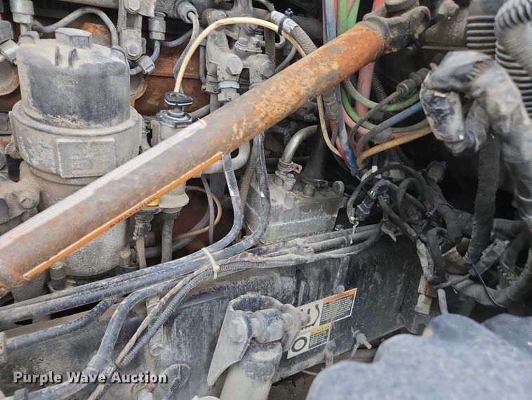 image for item DU2552 2018 Kenworth T680 semi truck