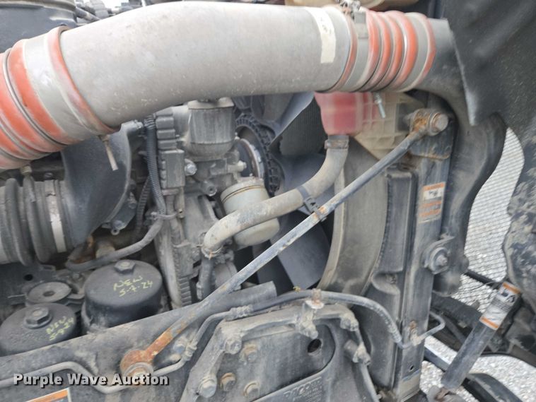 image for item DU2552 2018 Kenworth T680 semi truck