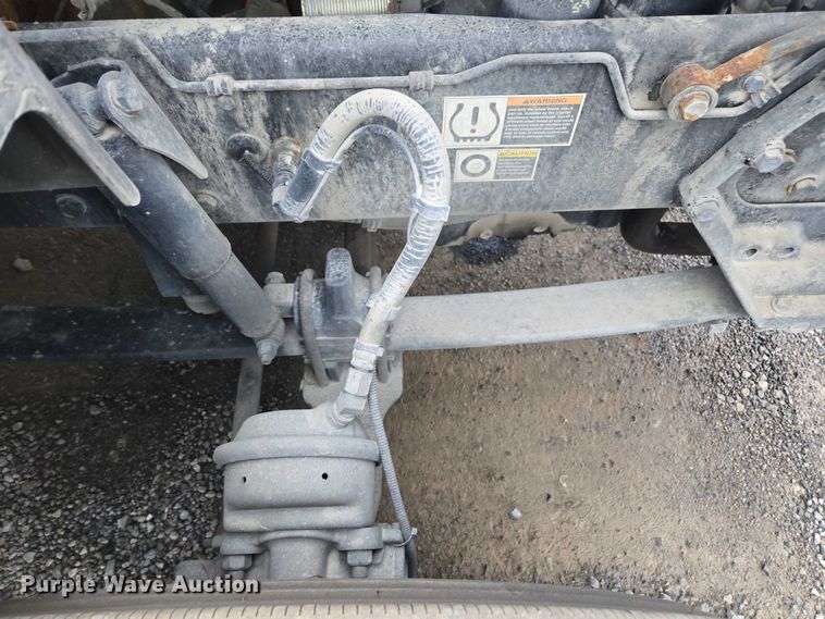 image for item DU2552 2018 Kenworth T680 semi truck